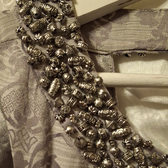 Eci Elegant Gray Sleeveless Dress with Beaded Neckline 4 ๐๐๐๐ - Picture 4 of 15